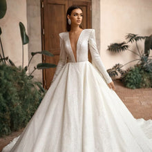 Charger l'image dans la galerie, BEVERLY HILLS - Collection Privée Luxe Styliste 2026 - Marque Louis. N
