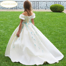 Charger l&#39;image dans la galerie, La Robe de Cérémonie ISABELLA - 3 ans au 14 ans - Robe de Luxe Styliste
