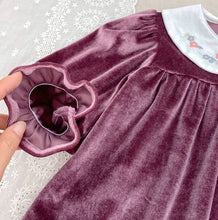 Charger l'image dans la galerie, Robe Velours Mauve ou Vieux Rose - 2 ans au 6 ans
