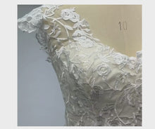 Charger et lire la vidéo dans la visionneuse de la Galerie, TAYLOR - Collection Privée Styliste 2026 Marque SARAH
