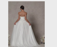 Charger et lire la vidéo dans la visionneuse de la Galerie, ESTHER - Collection Bohème Romance 2026 R. Bridal
