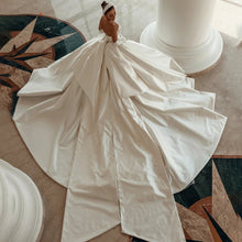 Charger l'image dans la galerie, PROVIDENCE - Collection Privée Styliste 2026 Marque Alim K.
