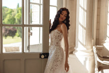 Charger l'image dans la galerie, NOUVEAUTE !!! SVELTANA - Collection Privée Styliste Marque B. SPOSA
