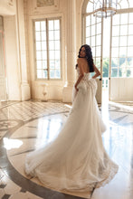 Charger l'image dans la galerie, NOUVEAUTE !!! SVELTANA - Collection Privée Styliste Marque B. SPOSA
